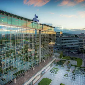 5* Otel Hilton